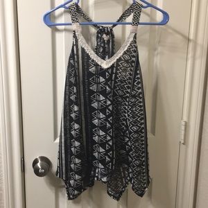 Women’s razor back tank